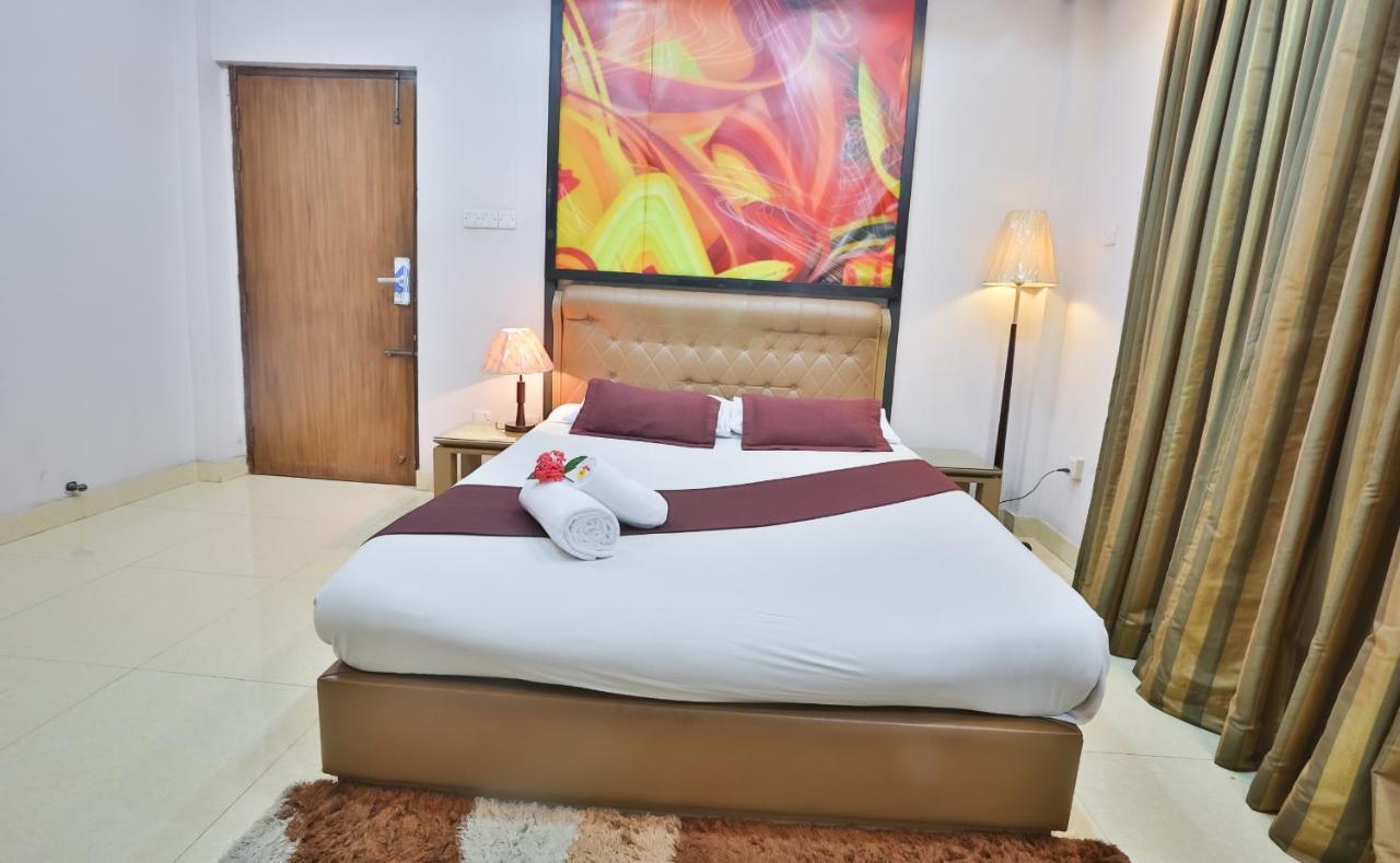 Foy'S Lake Resort Dakhin Kattali Room photo